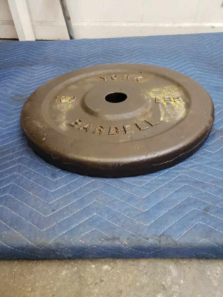 Placa de peso tamaño olímpico York Barbell 100 lb. Raro, vintage.(2 de 2){Leer más abajo} Foto 3 de 4