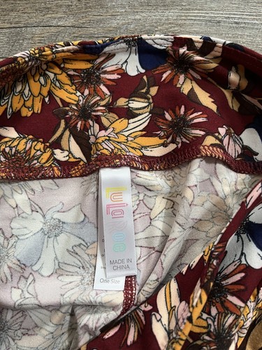 NEW RELEASE LuLaRoe OS One Size Leggings Beautiful Flower Print - Picture 2 of 2