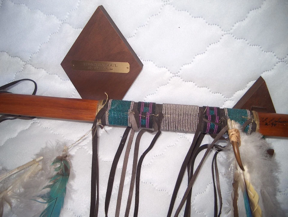 PIPA DE PAZ TIM LEDESMA ORIGINAL - CORAZÓN Y ALMA - FIRMADA Y FECHADA 2/98 Foto 3 de 4