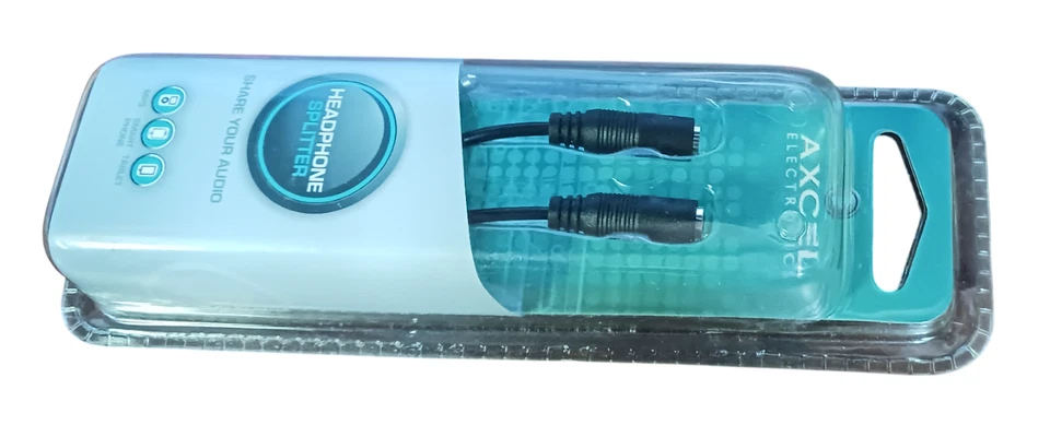Axcel Electronics Model #: AXC-HSS-B  1-Output Black 3.5mm Headphone Splitter  - Image 2 of 4
