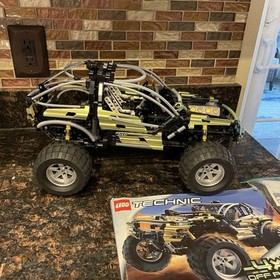 LEGO TECHNIC: 4x4 Off-Roader (8466)