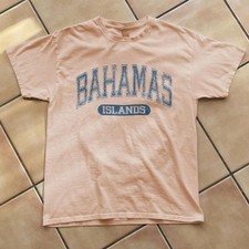 Bahamas Vintage University Font Beach Tourist TeeVintage Retro Tee