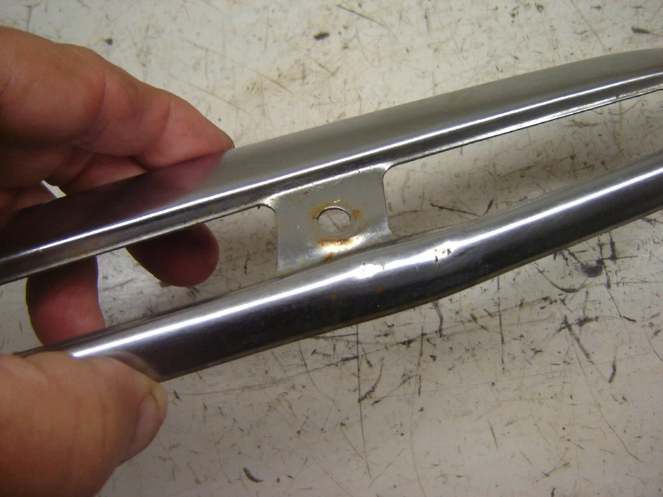 Suzuki DS100 DS 100 1980 escudo térmico OEM Foto 3 de 3