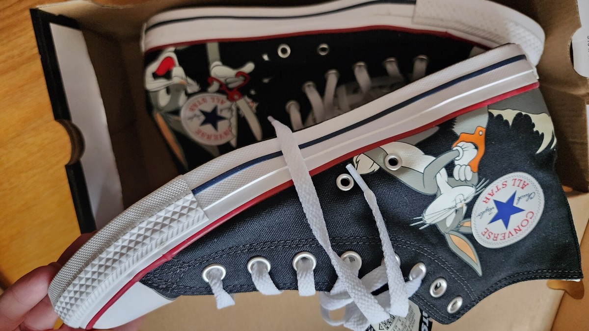 Converse Looney Tunes x Chuck Taylor All Star High 80th Anniversary Size-9  /42,5