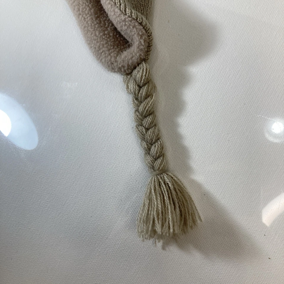 Star Wars Baby Yoda Grogu Unisex Kids Beanie Hat Ear Flaps One Size Green/Tan - Image 3 of 4