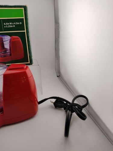 ¡Tiempo de vacaciones! ¡Mini picadora de alimentos de 1,5 tazas pulso de un toque! Rojo en color! ¡Con caja! - Imagen 2 de 5