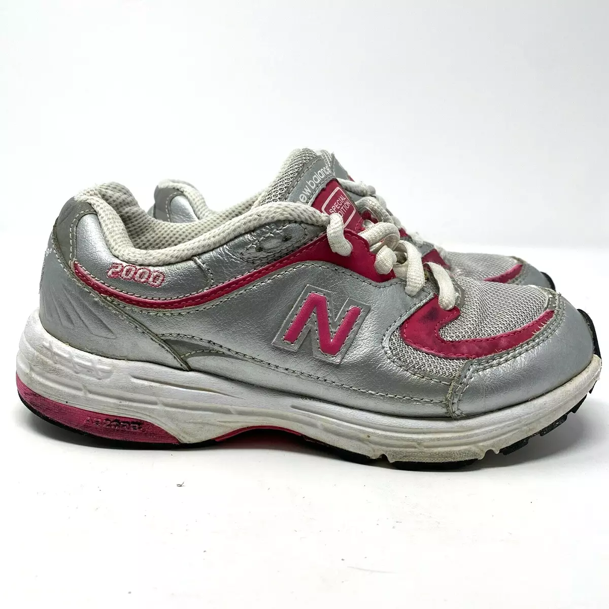 New Balance 2000 Running Shoes Youth Size 3 Girls Kids Gray Pink