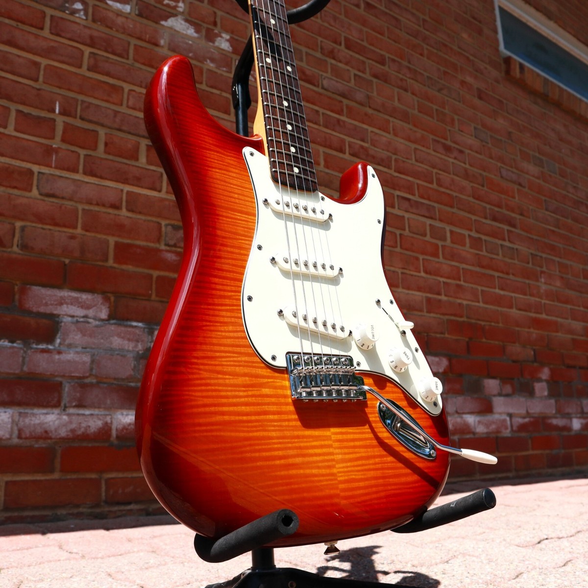 ◆大感謝祭!! Fender Stratocaster G1S22709 ◇大感謝祭!! Fender Stratocaster G1S22709 - メルカリ