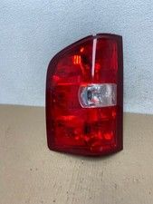 2007 To 2013 Chevrolet Silverado Left Driver Lh Side Tail Light Oem Ae9534 Lk