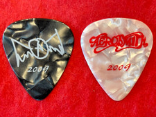 AEROSMITH - 2009 Guitarist JOE PERRY & Drummer JOEY KRAMER 2 Guitar Pick Set