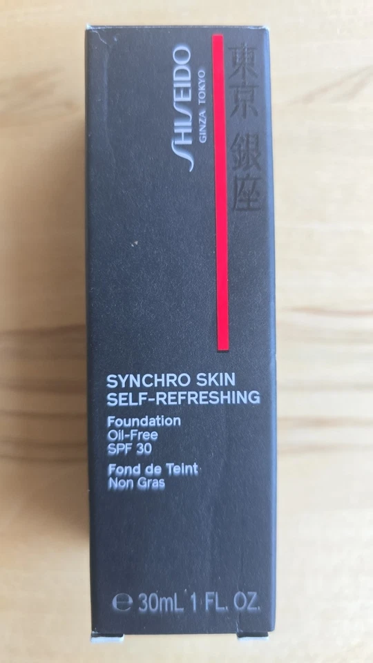Shiseido Synchro Skin Self-Refreshing Foundation - 560 Obsidian 30ml