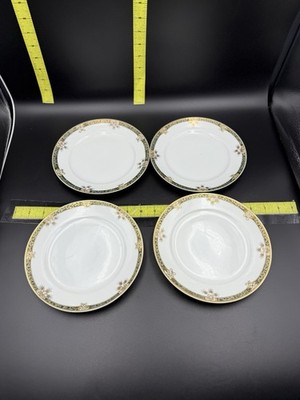   Royal Stuart Japan   Set of 4 Dessert Plates   7.5    Gold Encrusted