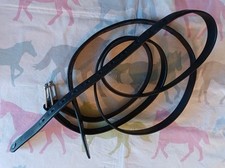 Stubben Black Strzemię Skóry. W doskonałym stanie. 61" Koniec do końca. 