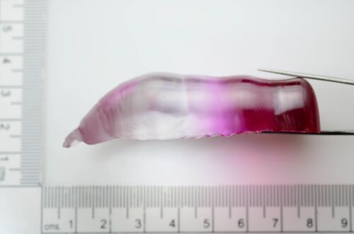 99.4gr Recrystallized Bi-Color White/Pink Sapphire Lab Grown Faceting Rough - Picture 3 of 12