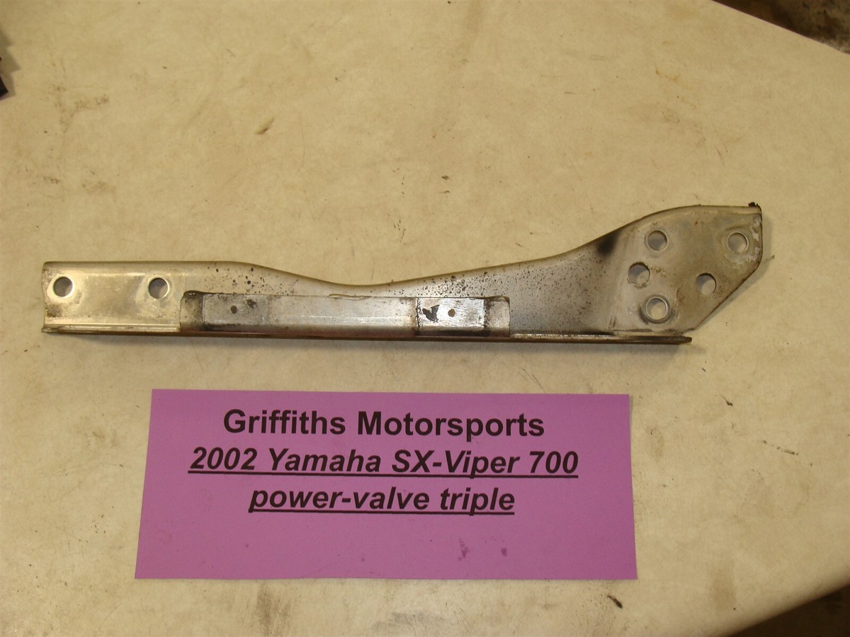 2002 YAMAHA 700 pv triple SXViper SX viper SXV front frame tunnel