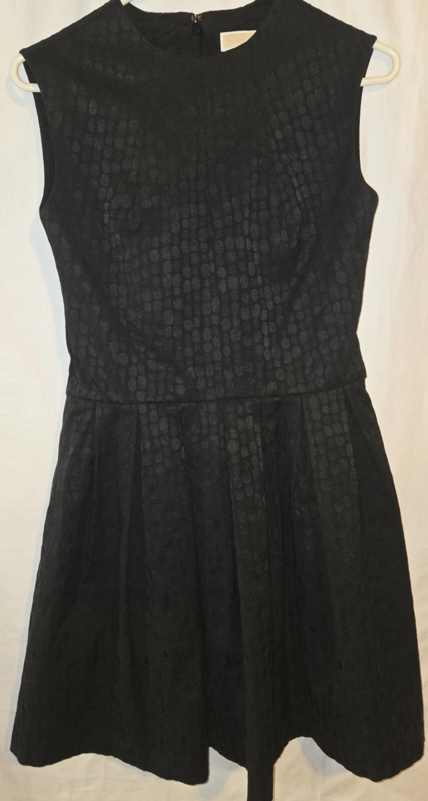 Abito Michael Kors nero stampato aderente e svasato 4 sopra il ginocchio senza maniche canotta