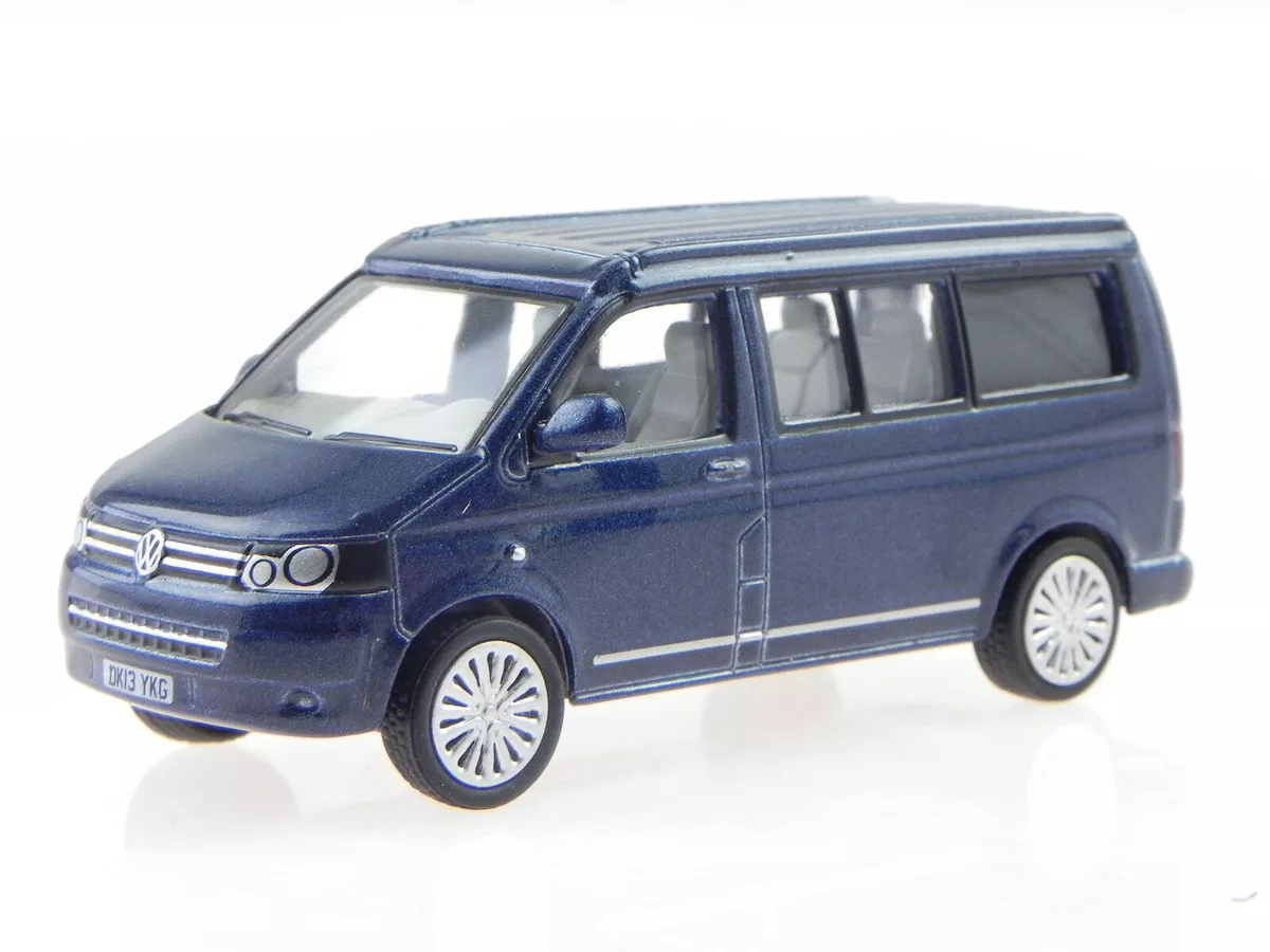 VW T5 California Camper night blue met diecast model car 76T5C001