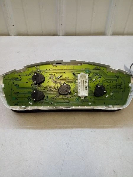 Cuadro de instrumentos velocímetro Mitsubishi Galant 2004 2005 2006 3,8 L V6 OEM Foto 3 de 4