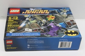 NISB LEGO DC Comics Super Heroes: Catwoman Catcycle City Chase (Item# 6858)