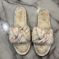 Victoria's Secret Floral Size LARGE Faux Fur Trim Satin Slipper VS