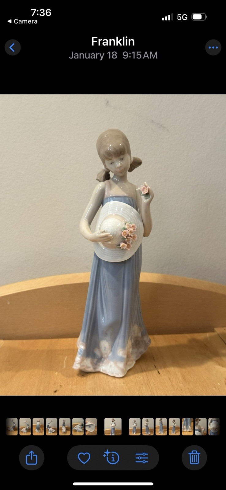 Lladró Porcelain Courtney Figurine Made In Italy