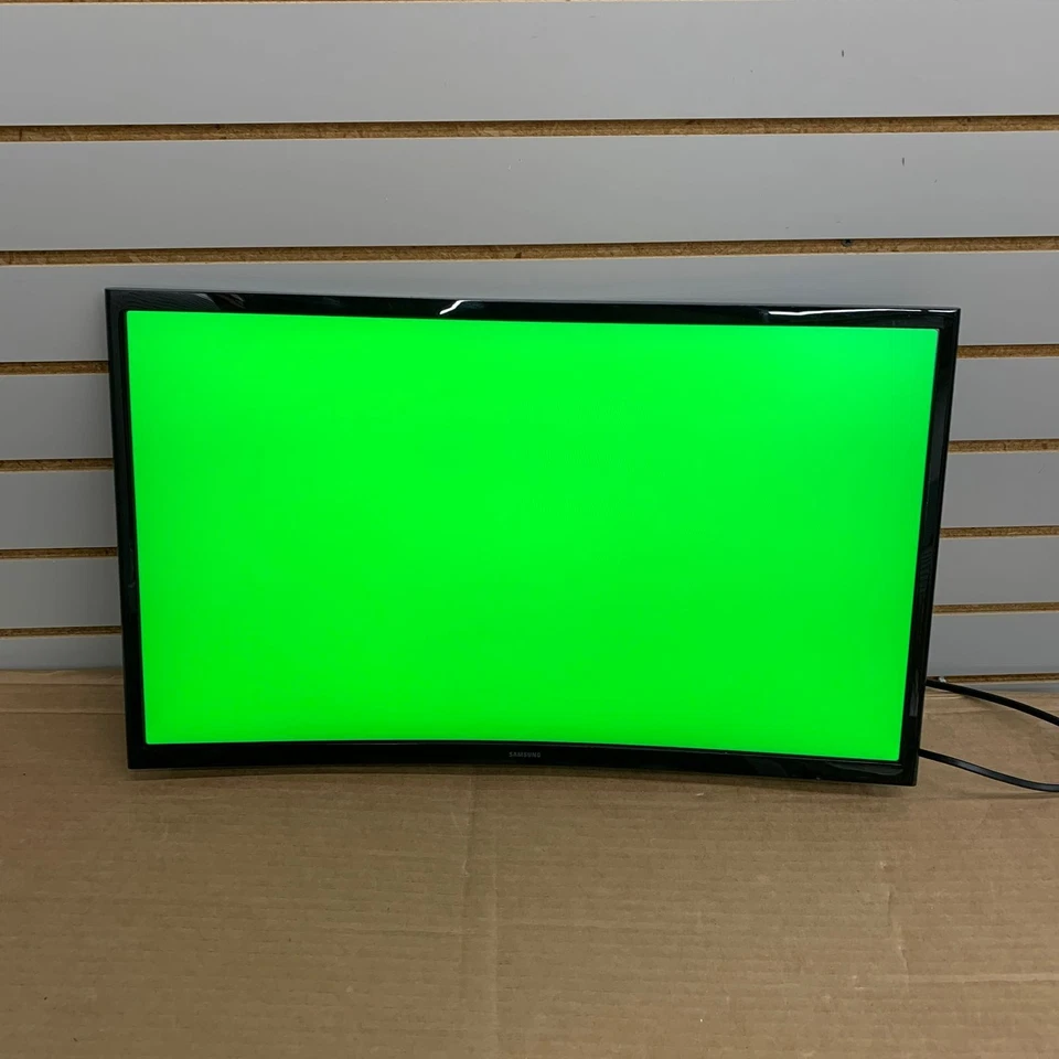 SAMSUNG 24inch Essential S3 100Hz FHD 1800R LS24D366GANXZA Curved Monitor - READ - Image 4 of 4