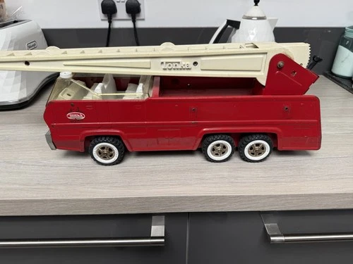 New ListingVintage Tonka Fire Engine Metal Toy Truck Aerial Ladder 1970s spares or restore