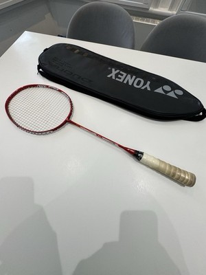 Yonex Duora 7 Super Slim Schaft Nanometrisch Badmintonschläger mit Bezug gebraucht sehr guter Zustand