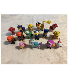 Spin Master PAW Patrol Mixed Lot 15 Mini Plastic Figures Chase Marshall Skye