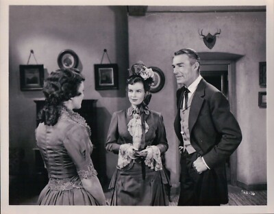Vintage 8x10 Photo Randolph Scott in Fort Worth 1951 w Phyllis Thaxter