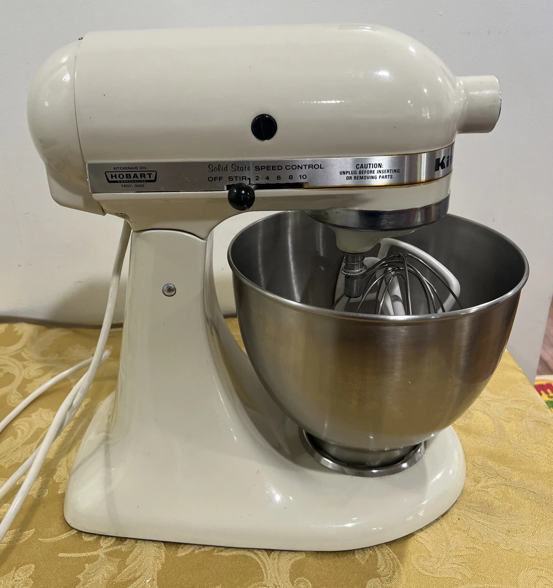 Kitchen Aid Hobart 5-qt. stand mixer white color