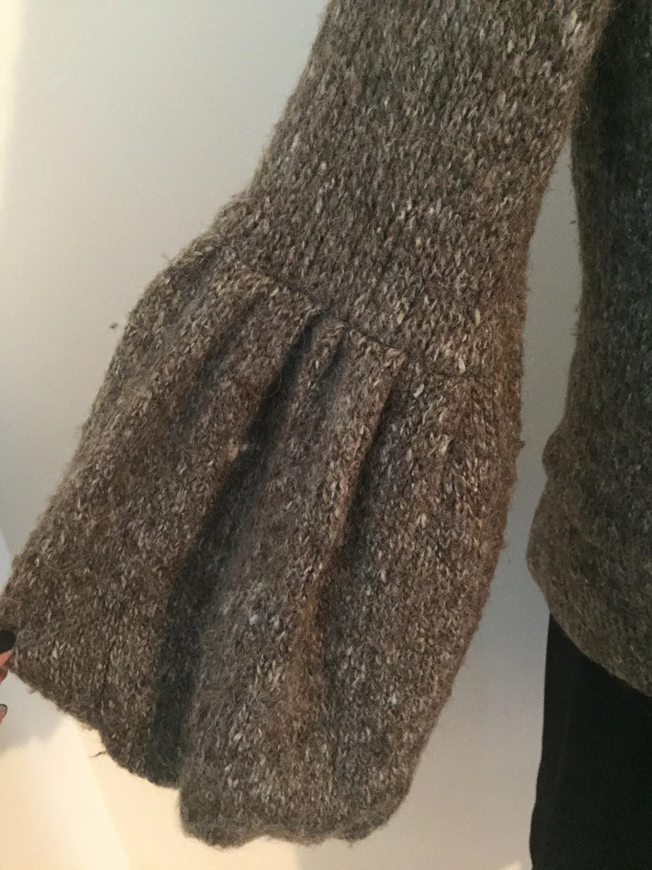 LINE Lana Tejido Suéter Abrigo Hobo Campana Manga Abullonada Chaqueta, Talla Grande L Ret $270 Foto 3 de 4