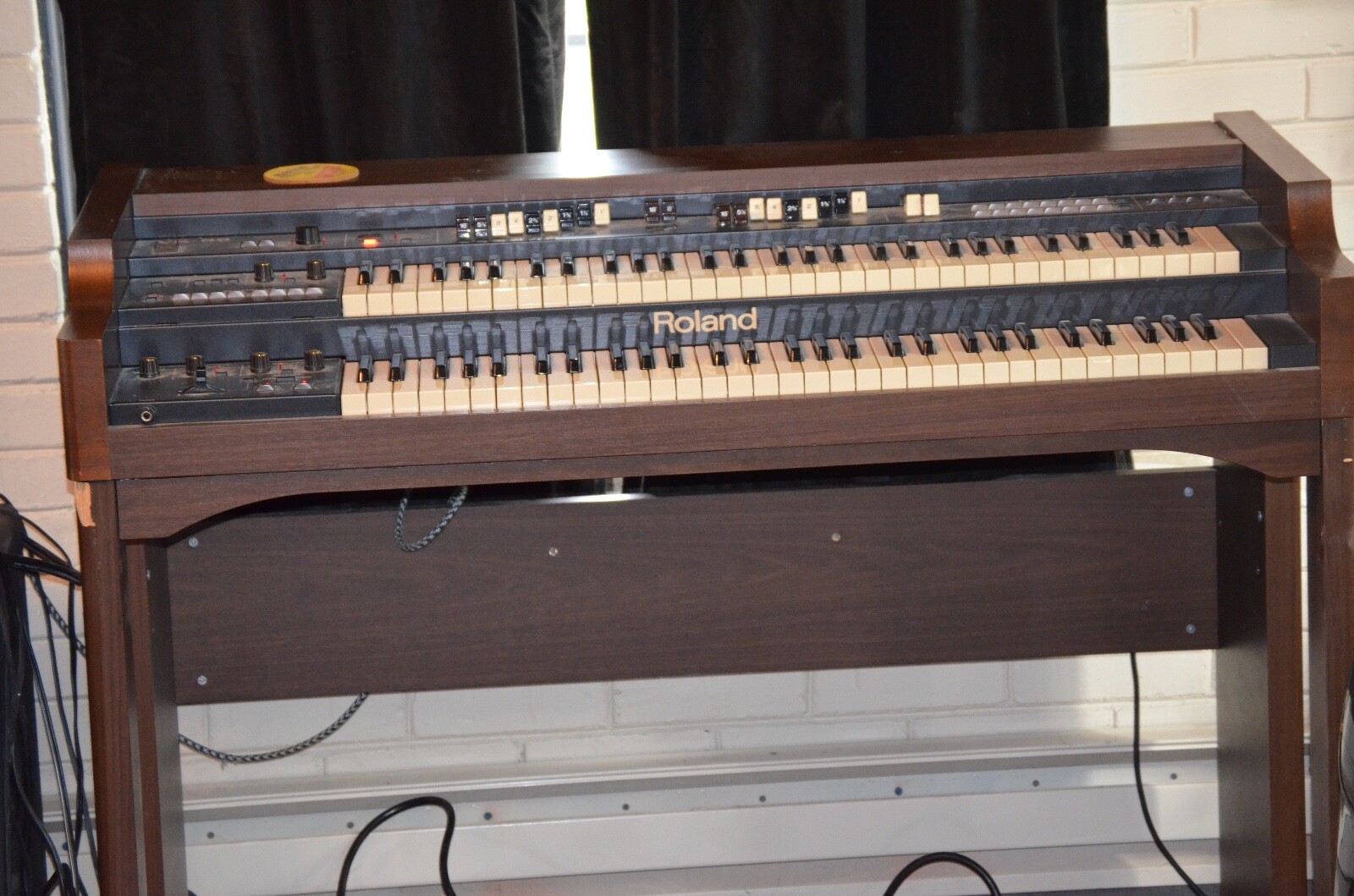 Roland VK88 combo organ dual drawbar keyboard Psych worship pop hammond ...