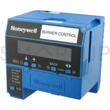New In Box HONEYWELL RM7800L1012 Burner Control