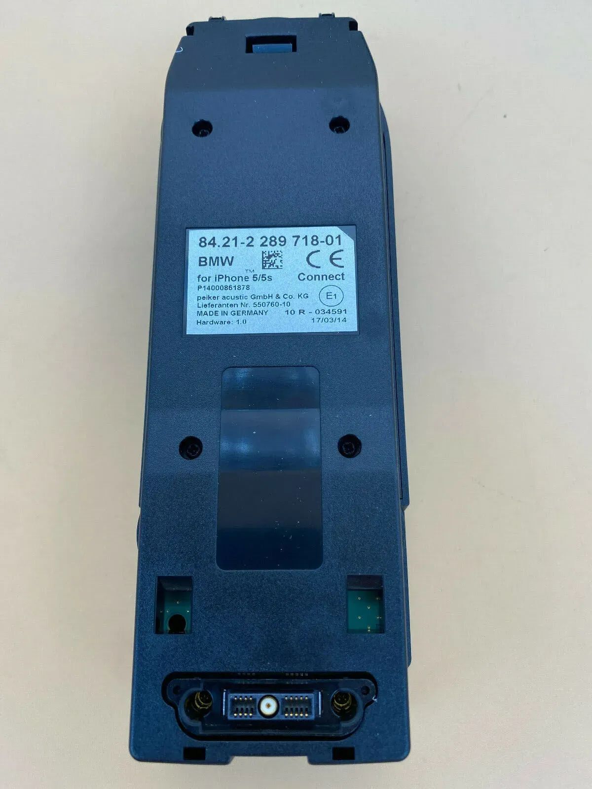 BMW Connect Snap-In-Adapter mit Lüfter für iPhone 5/5s (84 21 2 