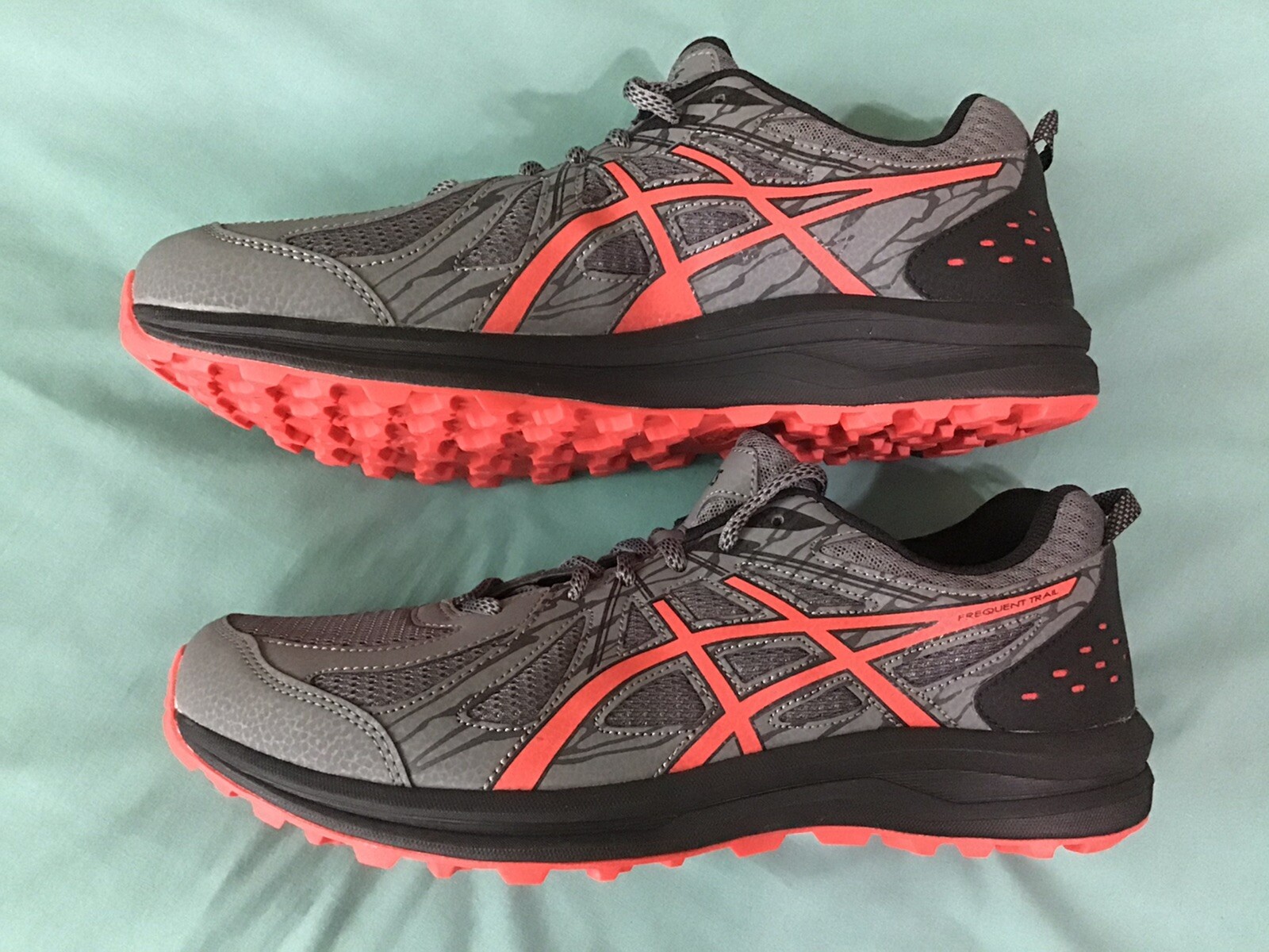asics frequent trail running shoe