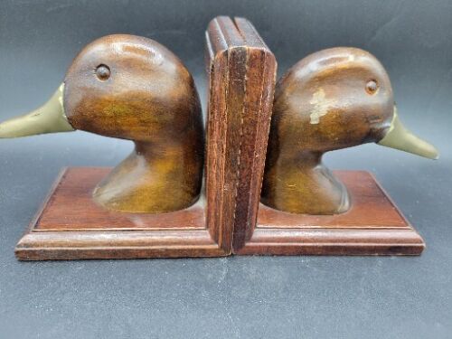 Vintage McM WOOD AND Brass DUCK HEAD BOOK ENDS - Picture 1 of 7