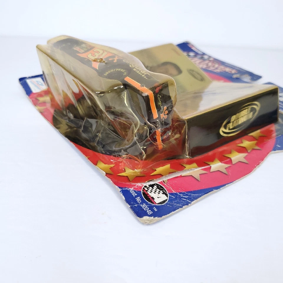 Winners Circle Robby Gordon #31 2002 Cingular firmado 1:43 diecast autografiado Foto 4 de 4