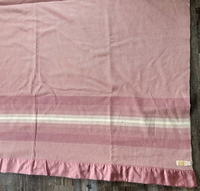 VTG Pendleton Blanket 100% Virgin Wool Satin Edge Size 72x78 Pink Ombré Stripe
