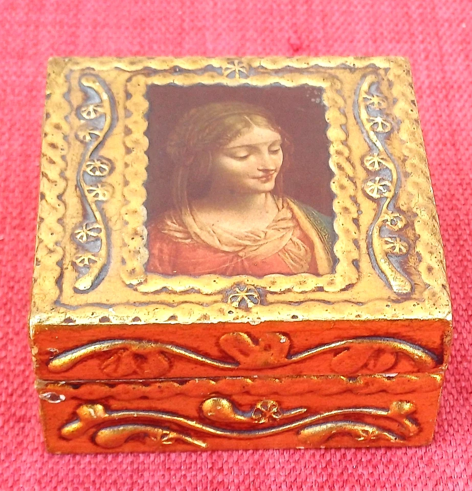 Ancienne Petite Boîte en bois doré sculpté Madonne B. Luini Italie - Photo 3/4