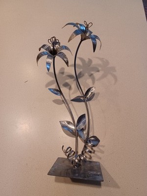 Handmade Welded Stainless Steel Lilly flower sculpture Numbered Art Piece 16.5''