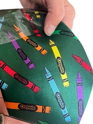 Crayola Crayons Tie 100% Polyester Green Red Yellow Blue Purple Crayons NEW