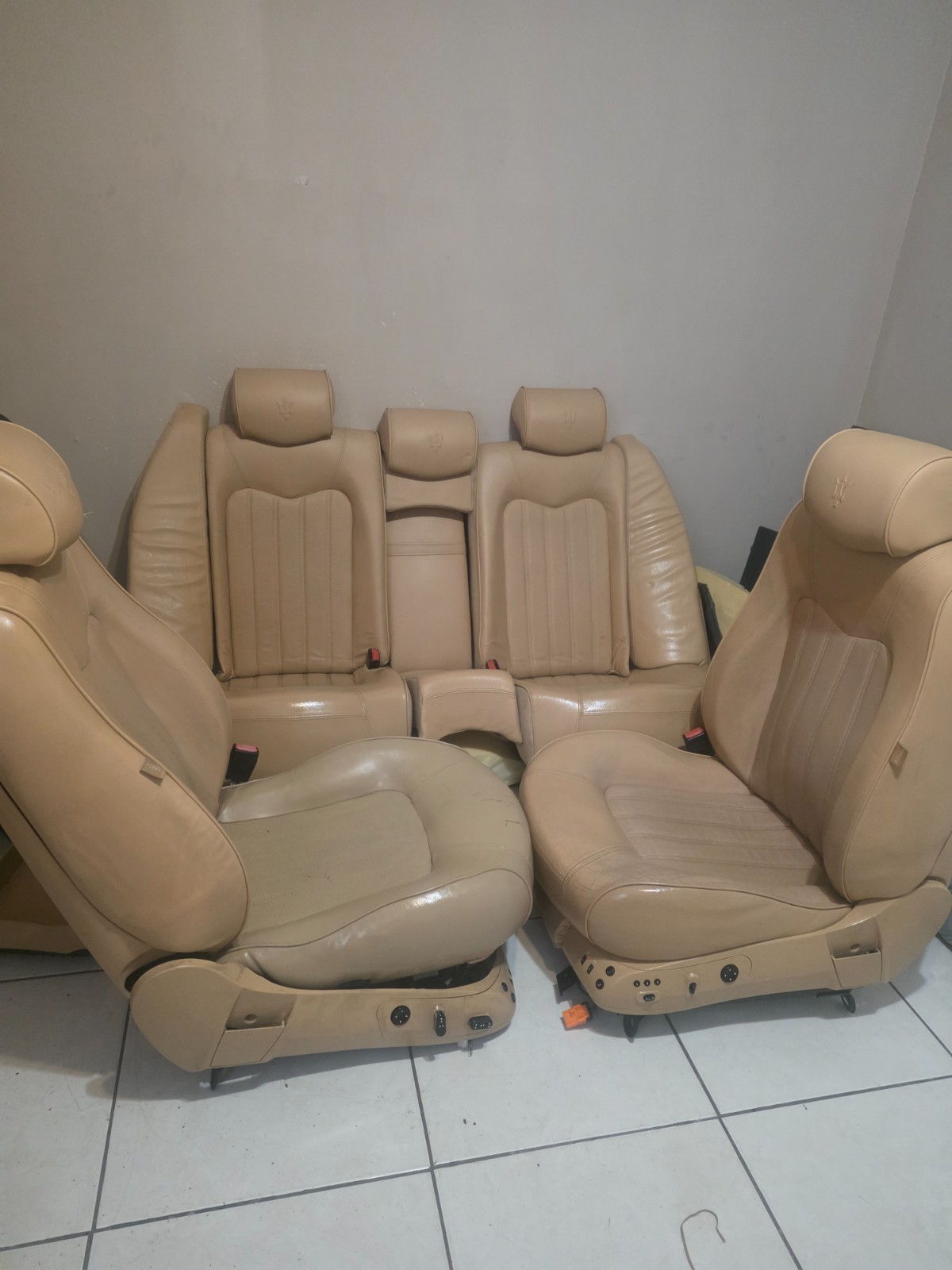 Maserati Quattroporte 2003 FRONT Seat