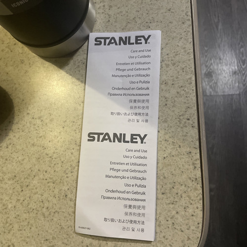 Stanley The Legendary Vacuum Insulated Classic Bottle 1,5 qt / 1,4L - Bild 11 von 22