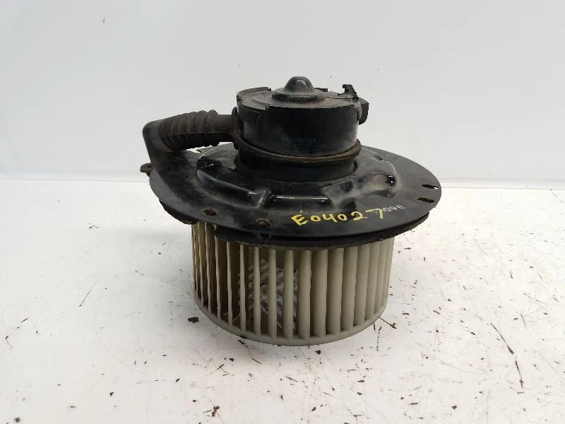 Motor soplador delantero Mercury Mountaineer 2000-01 - temperatura automática Foto 2 de 3