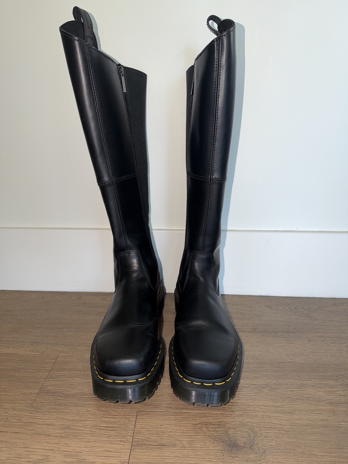 Dr. Martens Amaayah Knee High Leather Boots Women 9 Black