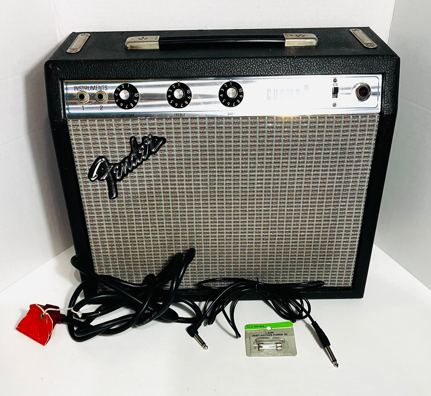 Vintage 1970s Fender Silverface Champ Tube Guitar Amplifier