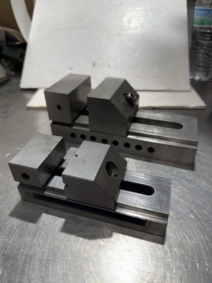 Machinist Anvil Vise Fixture Set w/ Slotted Base Plates   Precision Workholding