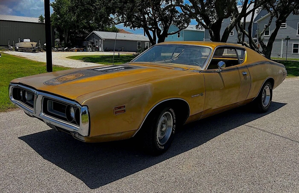 71 Dodge Super Bee With Original 383 Magnum and Pistol-Grip Shifter