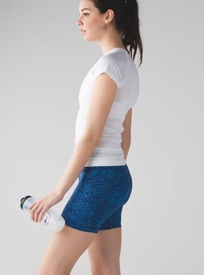 Lululemon Speed Track Short Samba Snake Kayak Blue Hero Blue Pockets 6'' Size 4